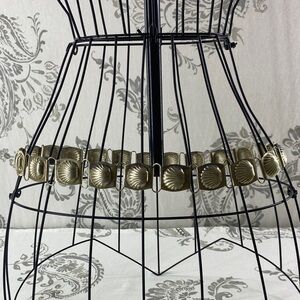 Vintage Shell Medallions Metal 3D belt‎